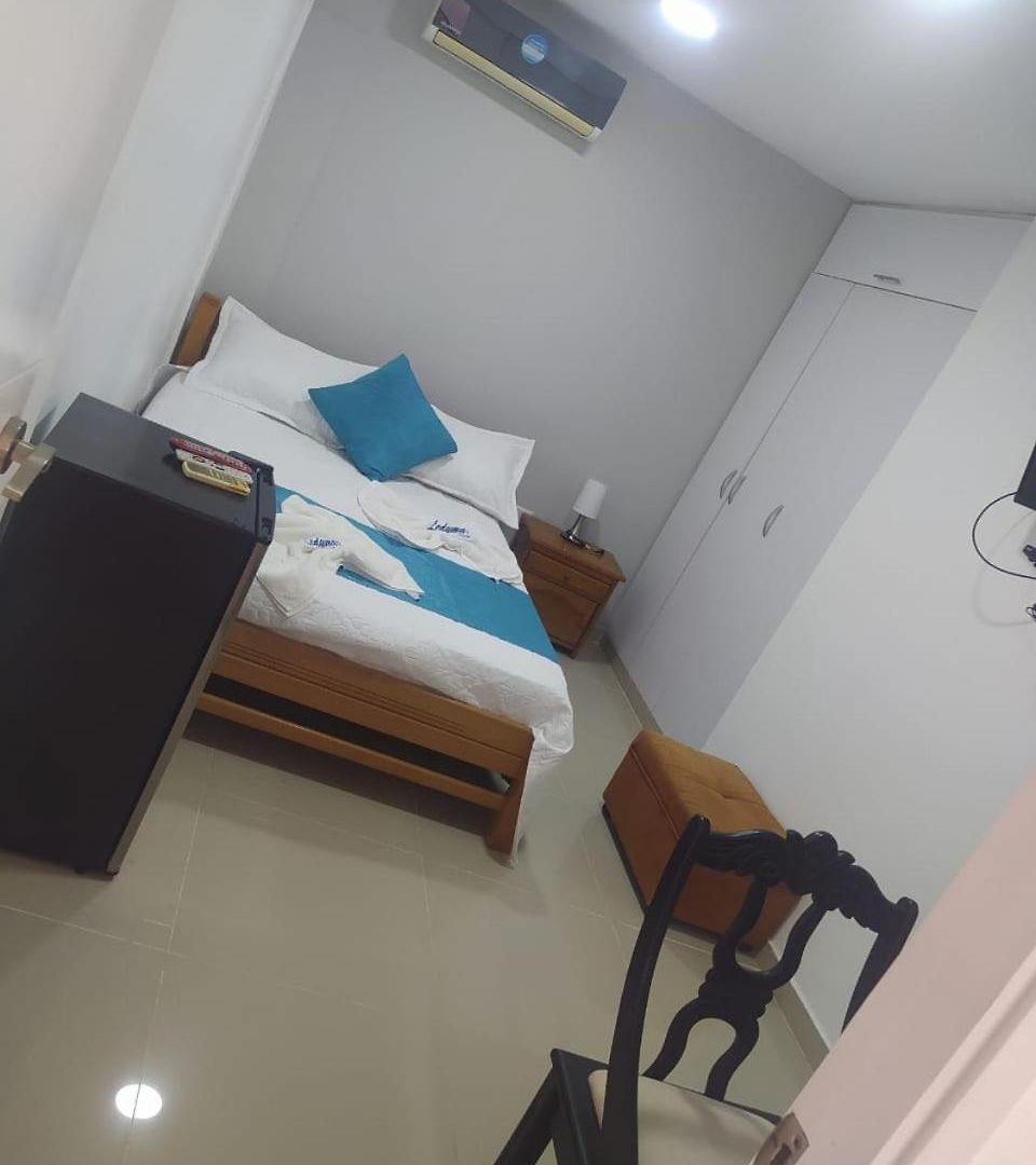 Ledymar Hotel *