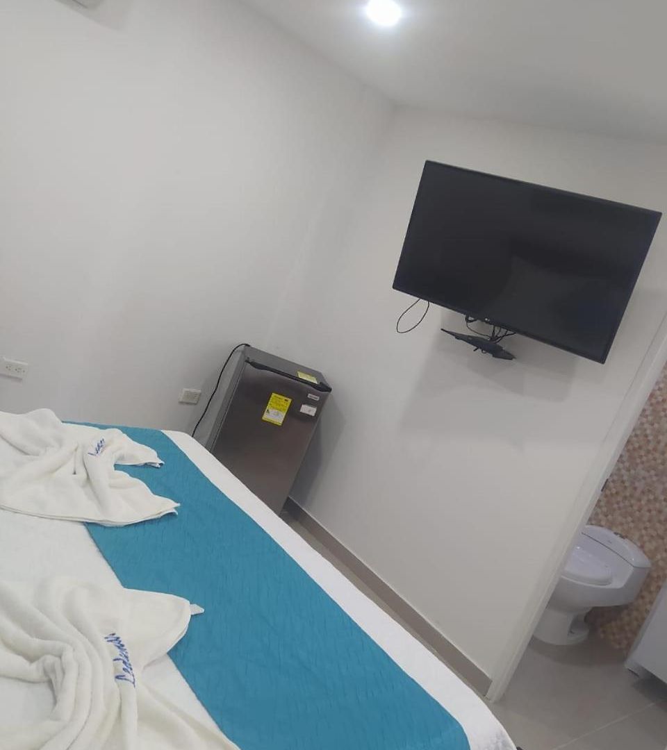 Ledymar Hotel
