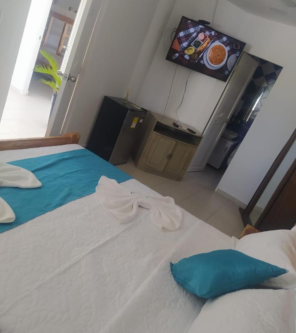 Ledymar Hotel *