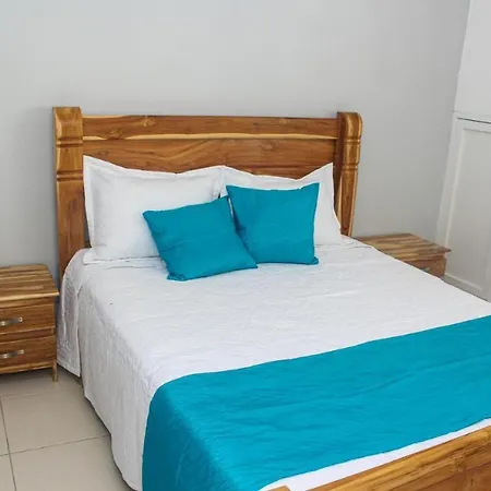 Ledymar Hotel *